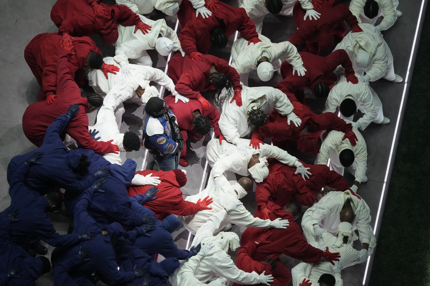 Review: Kendrick Lamar brings America and 'Not Like Us' into history-making Super Bowl halftime show | iNFOnews.ca Review: Kendrick Lamar brings America and 'Not Like Us' into history-making Super Bowl halftime show | iNFOnews.ca