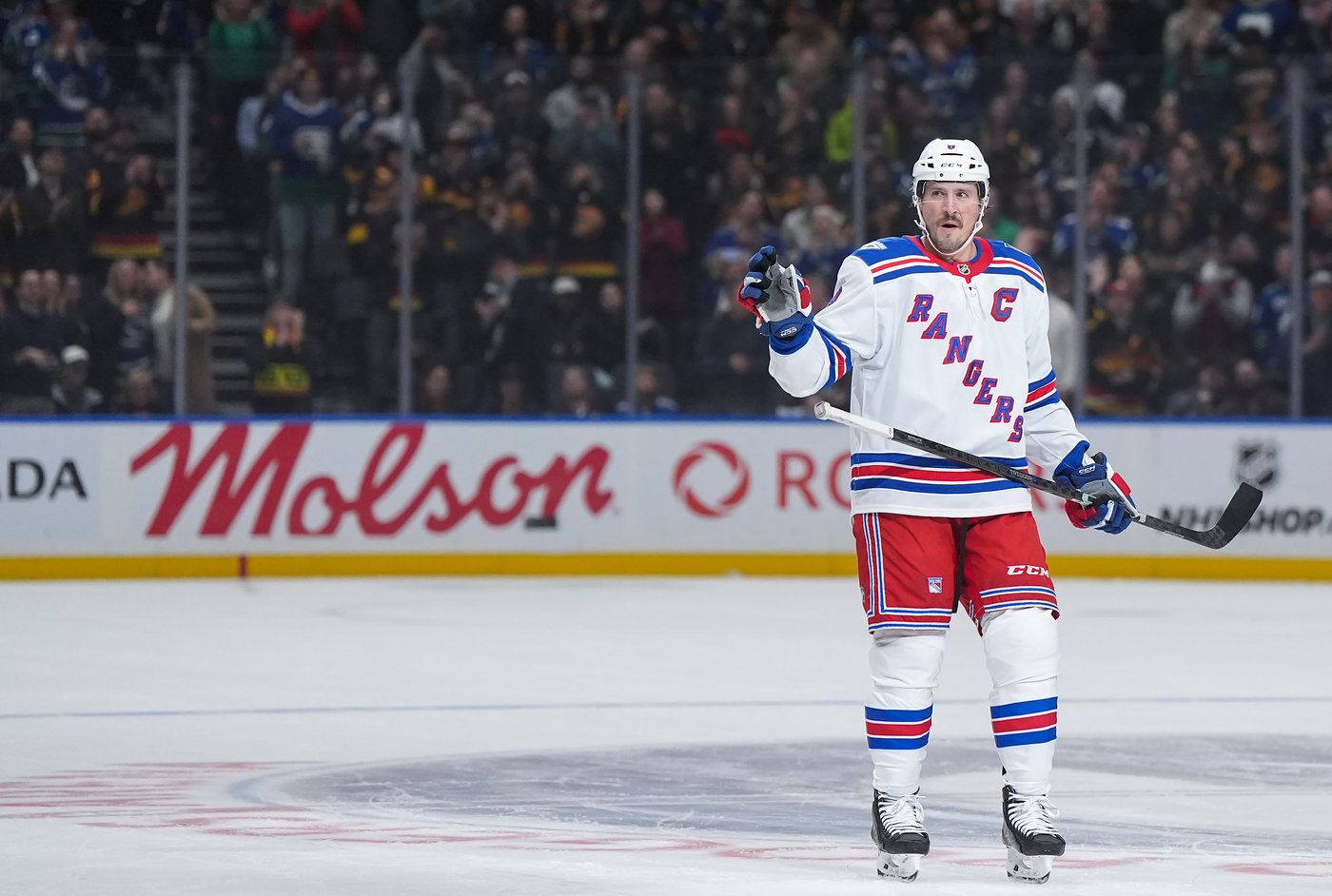 New York Rangers shutout Canucks 2-0 in J.T. Miller's return to Vancouver | iNFOnews.ca