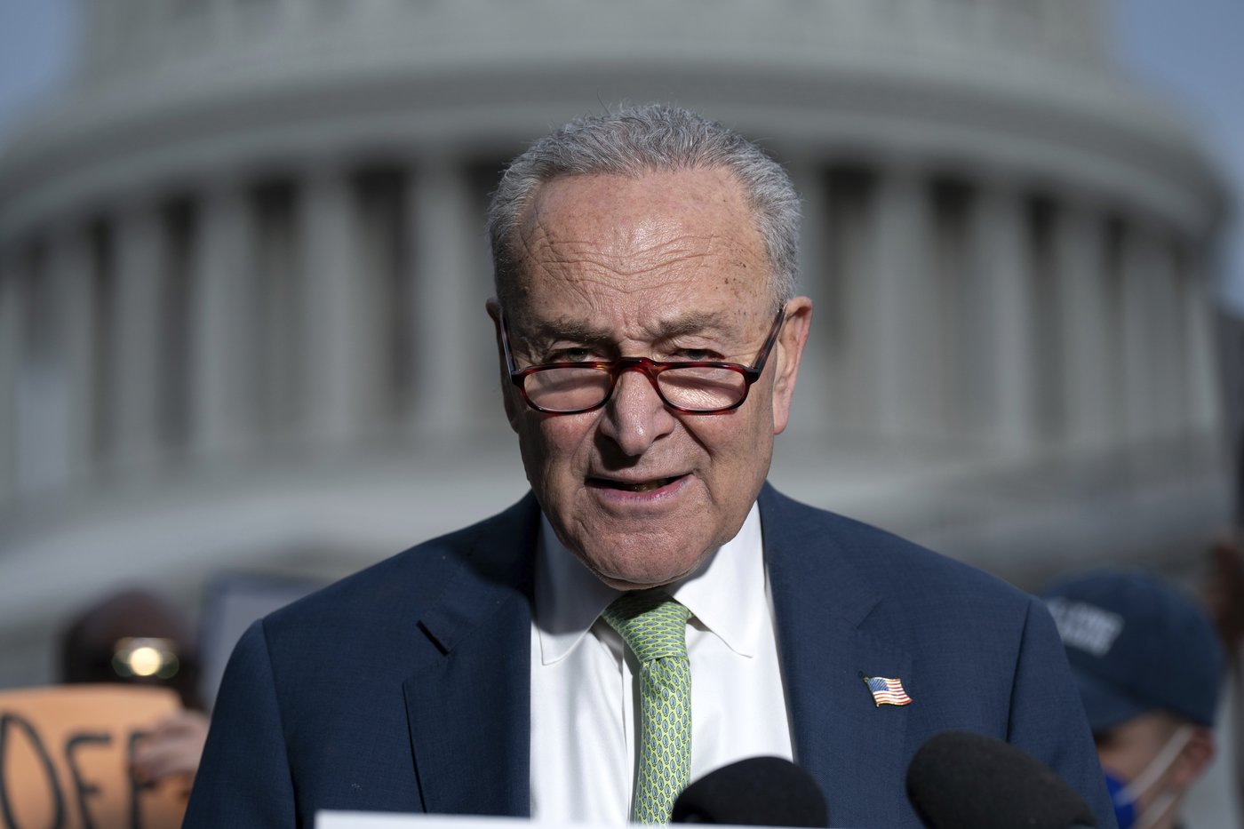 Schumer is vowing to hold up Justice Department nominees for answers about luxury plane from Qatar | iNFOnews.ca