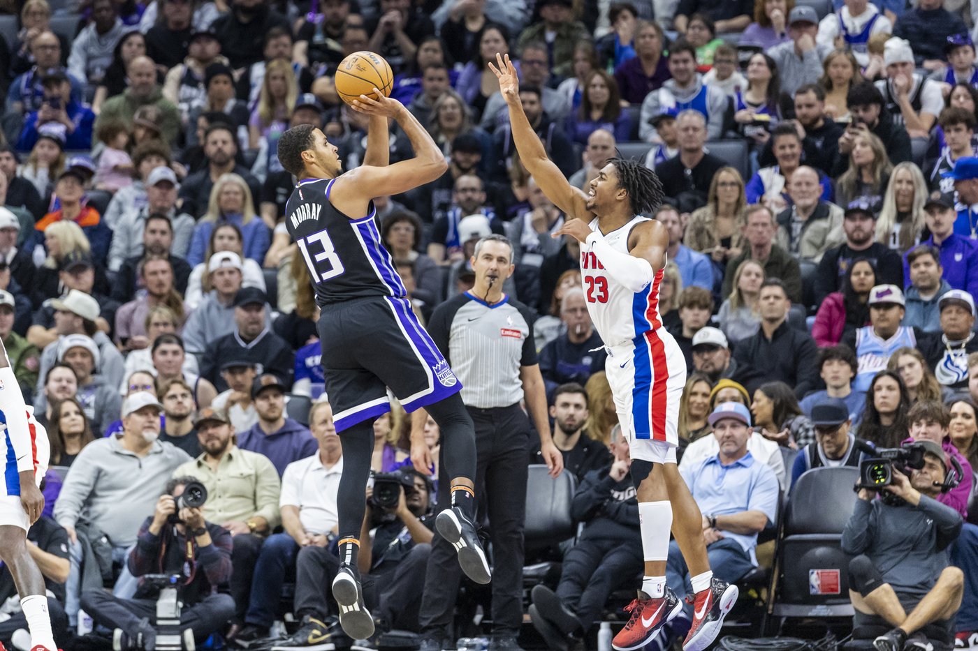 Jaden Ivey's 4-point play with 3 seconds left rallies Pistons past Kings 114-113 | iNFOnews.ca