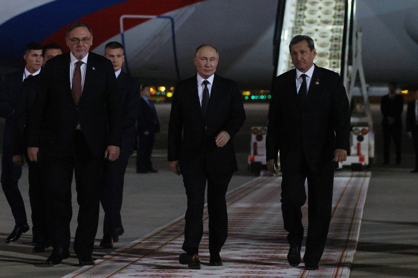 Russia's Putin begins a visit to Turkmenistan for forum with regional leaders, including Iran | iNFOnews.ca