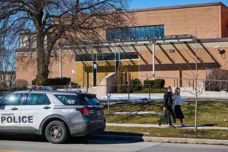 After Belleville, Ont., shooting, a look at recent violent incidents near synagogues | iNFOnews.ca