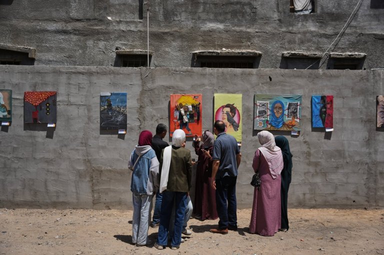 Young Palestinian artists in Gaza exhibit their impressions of war as a fragile ceasefire holds | iNFOnews.ca
