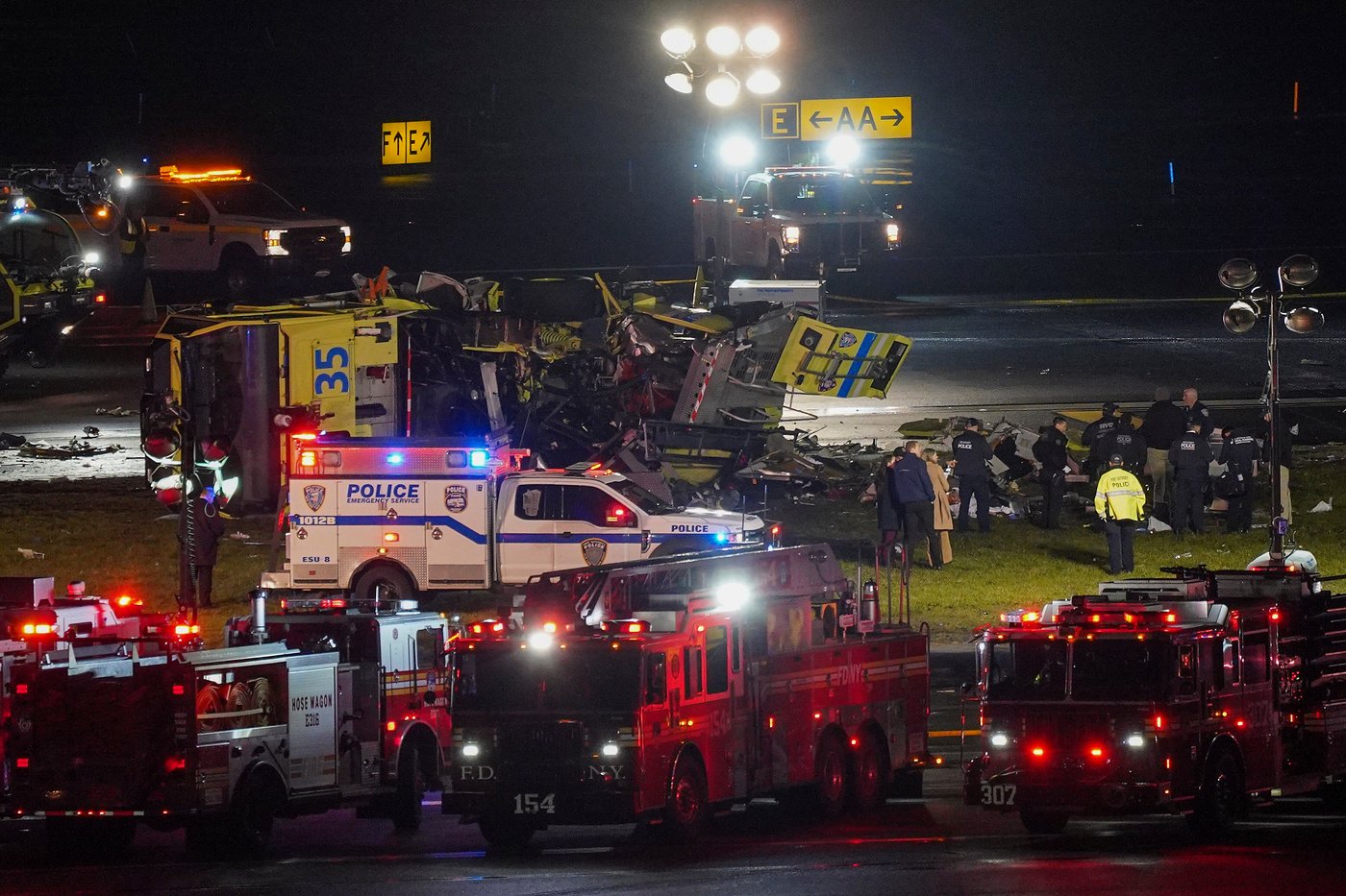 'Stop truck 1. Stop.' Air Canada pilots killed in collision at LaGuardia airport | iNFOnews.ca 'Stop truck 1. Stop.' Air Canada pilots killed in collision at LaGuardia airport | iNFOnews.ca