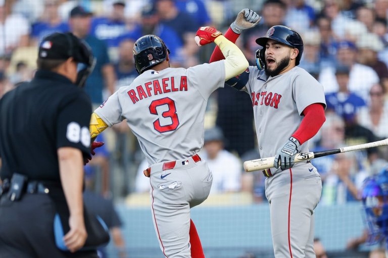 Rafaela hits 2 homers as streaking Red Sox take lead in 8th and edge Yamamoto and Dodgers 3-2 | iNFOnews.ca