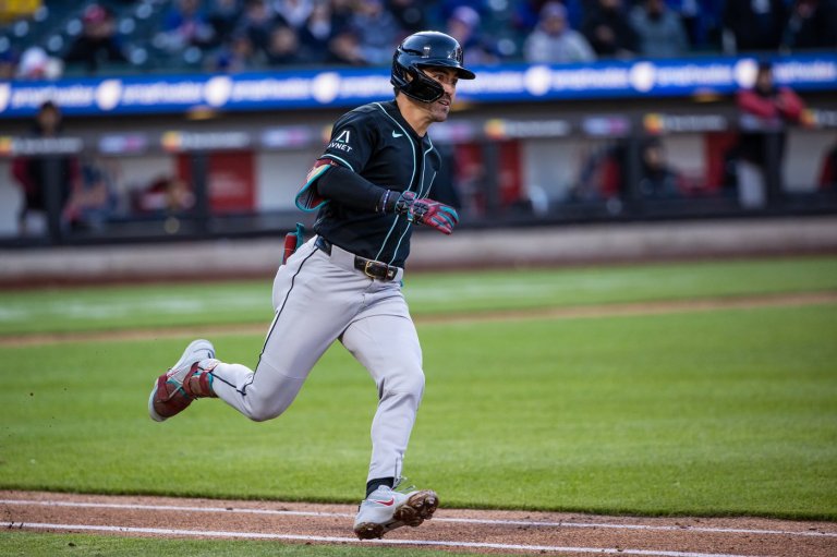 Diamondbacks All-Star OF Corbin Carroll leaves game with low back tightness | iNFOnews.ca