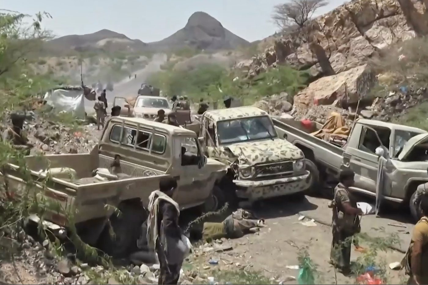 Fighting in Yemen intensifies, and Houthis launch more attacks on Saudi Arabia | iNFOnews.ca Fighting in Yemen intensifies, and Houthis launch more attacks on Saudi Arabia | iNFOnews.ca