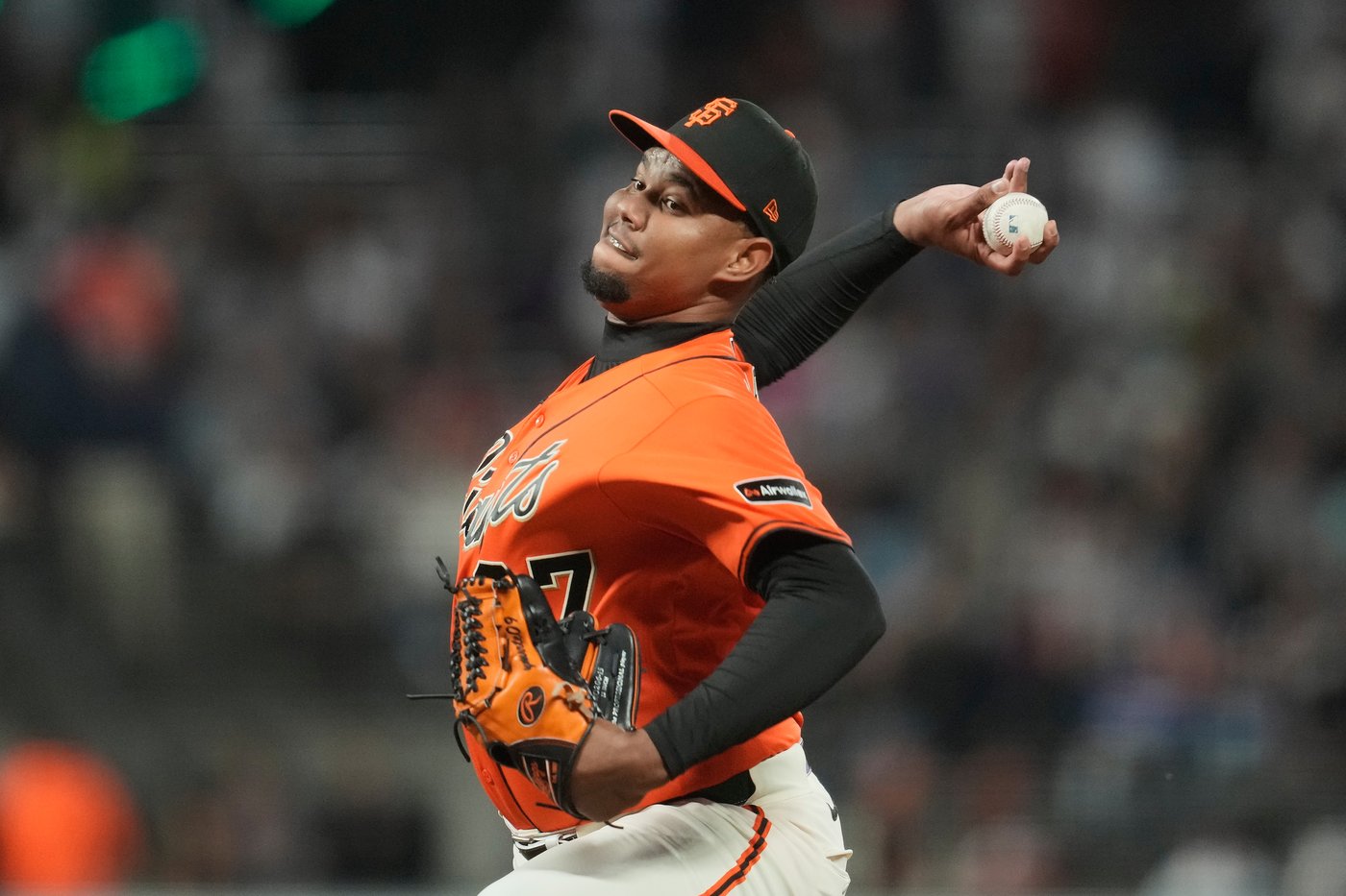 Teoscar Hernández, Andy Pages hit home runs, Skubal strikes out 10 as Dodgers beat Giants 2-0 | iNFOnews.ca