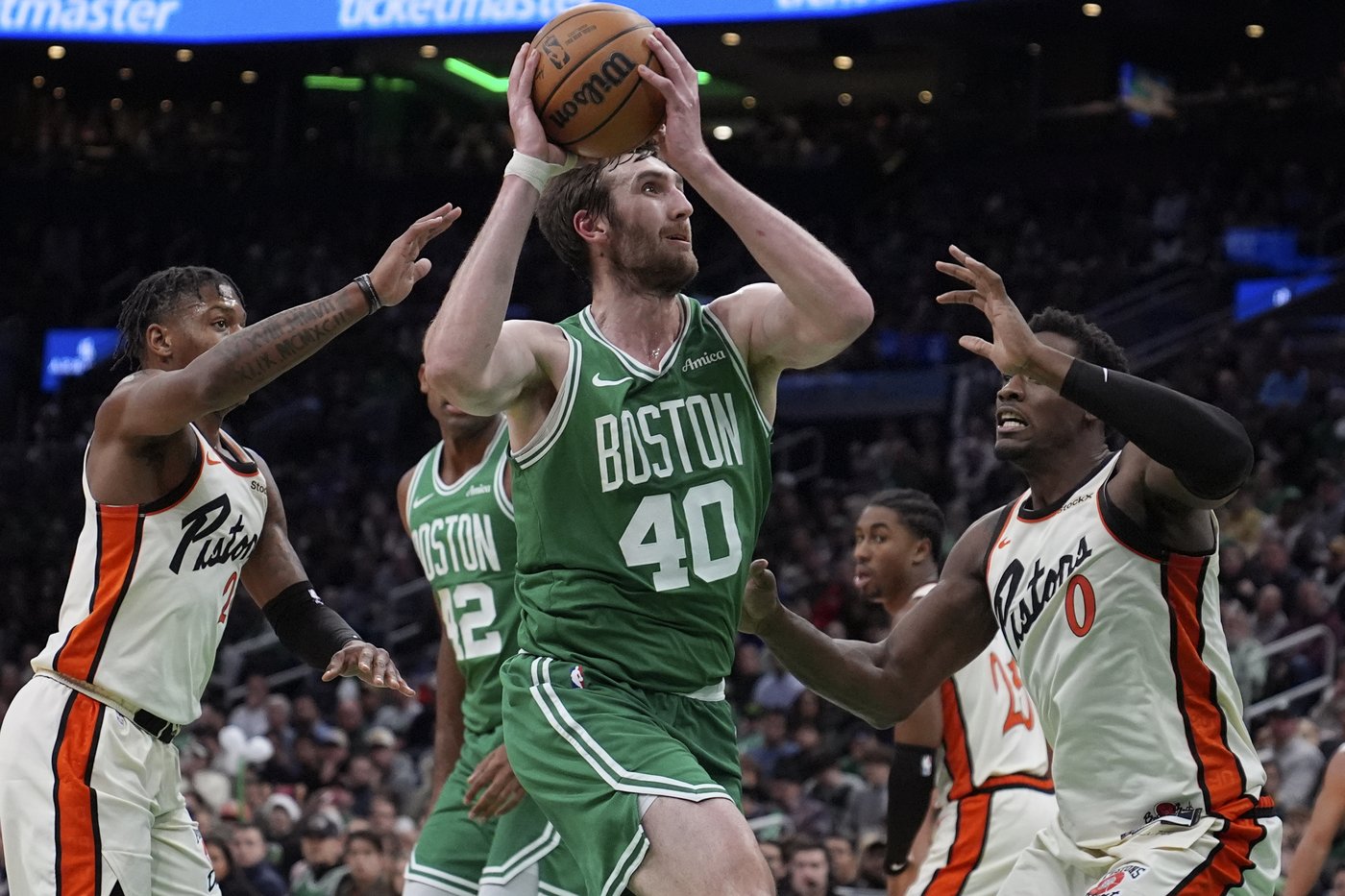 Celtics withstand 3-point spree to beat the Pistons 130-120 | iNFOnews.ca