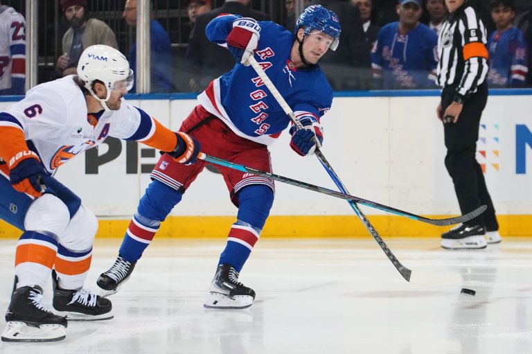 Alexis Lafrenière has a hat trick as the Rangers beat the Islanders for their 4th win in a row | iNFOnews.ca