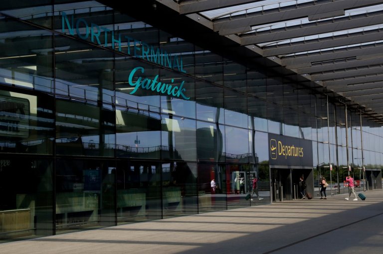 Water outage at UK's Gatwick airport leaves toilets out of order and restaurants closed | iNFOnews.ca