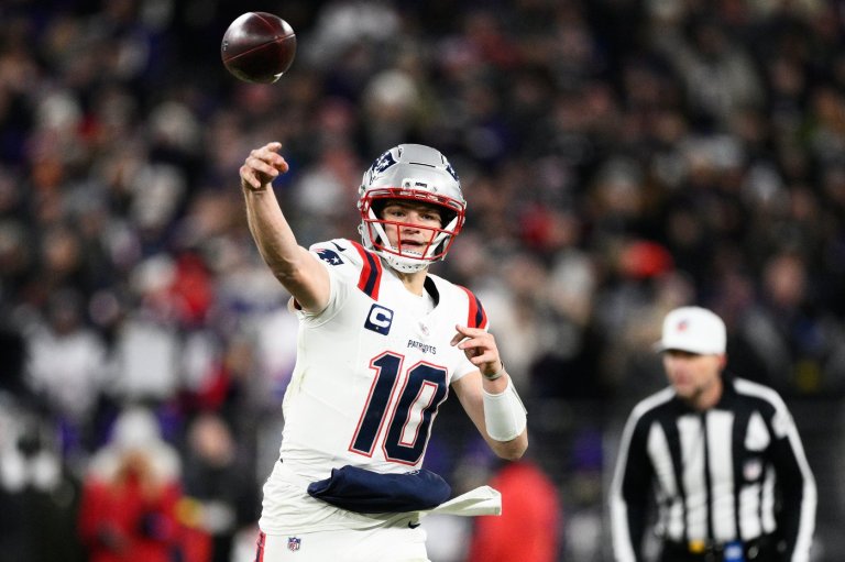 Drake Maye leads the Patriots to a 28-24 win over the Ravens that clinches a playoff spot | iNFOnews.ca