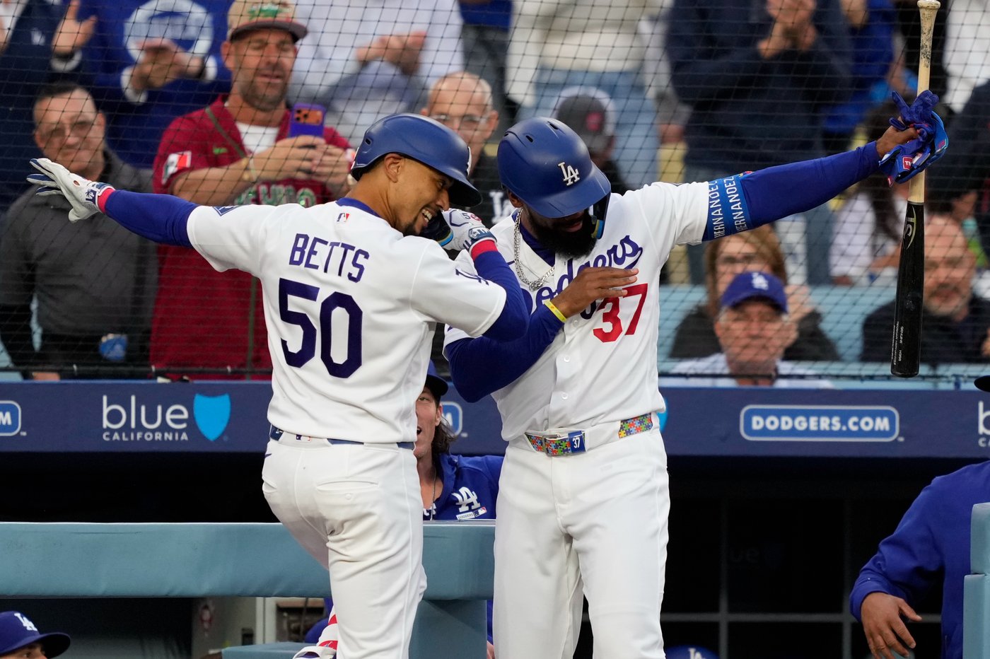 Dodgers scramble to reshape the bench after Teoscar Hernández, Kiké Hernández injuries | iNFOnews.ca