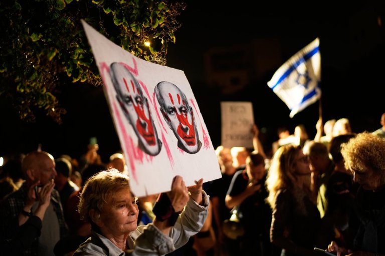 Difficult negotiations lie ahead in Israel after Netanyahu's bloc lost its parliamentary majority | iNFOnews.ca