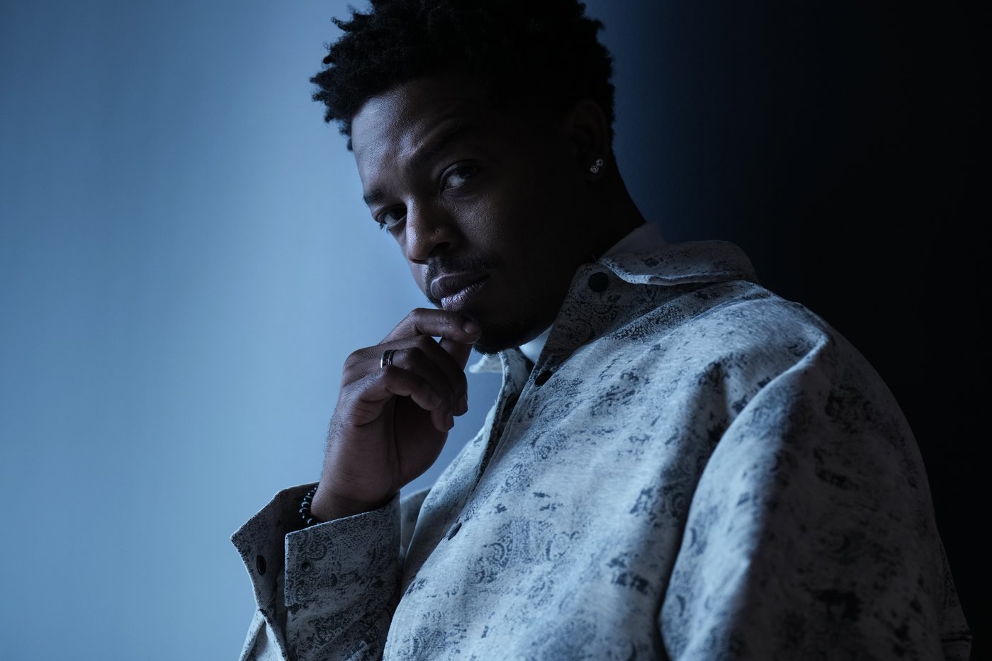 From alien warfare to playing Carl Weathers, Stephan James wants to keep you guessing | iNFOnews.ca From alien warfare to playing Carl Weathers, Stephan James wants to keep you guessing | iNFOnews.ca