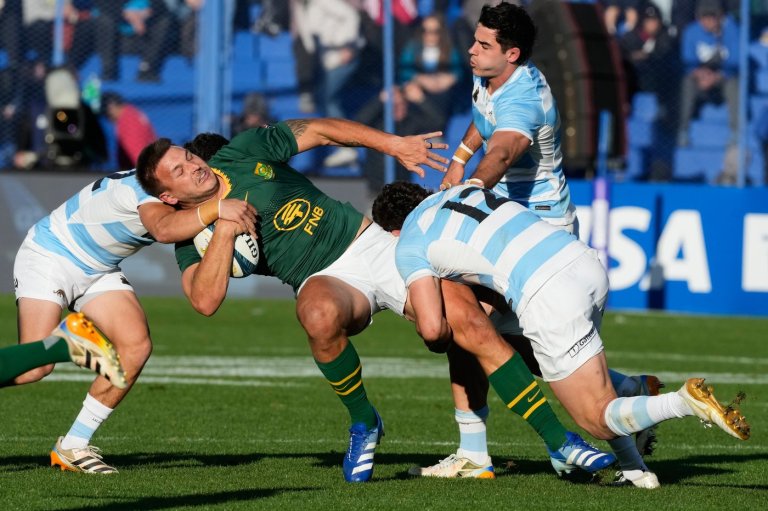 Springboks edge Argentina as Siya Kolisi limps off with a recurring hamstring injury | iNFOnews.ca