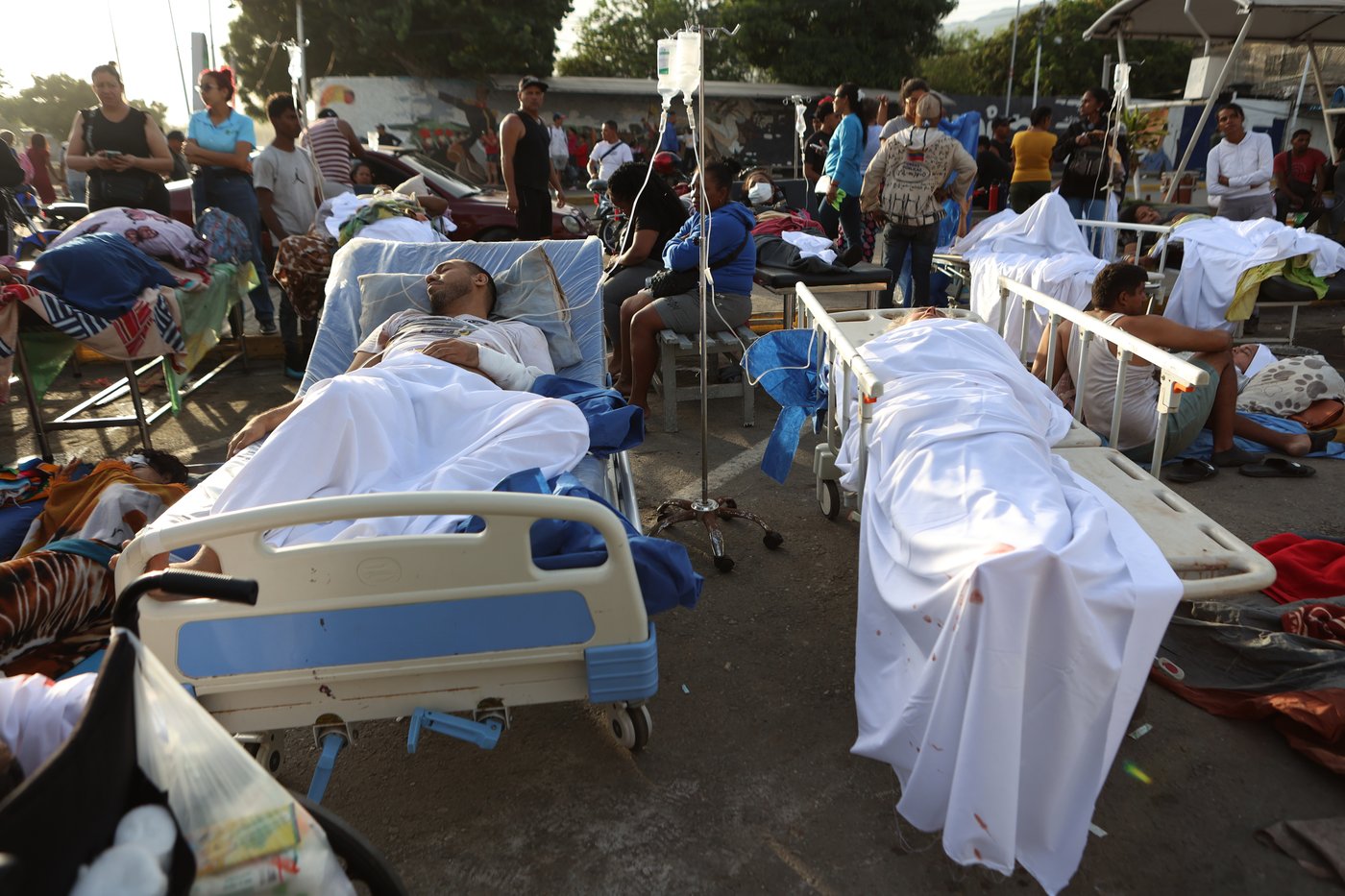 Venezuela health minister says around 235 people dead and 4,300 injured in catastrophic earthquakes | iNFOnews.ca Venezuela health minister says around 235 people dead and 4,300 injured in catastrophic earthquakes | iNFOnews.ca
