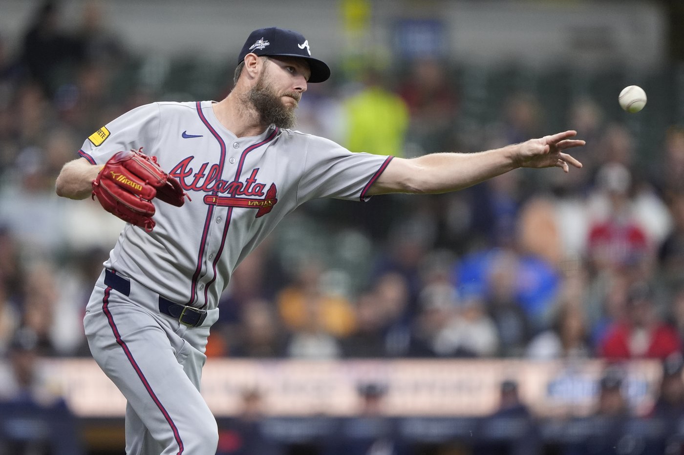Sale sparkles as Braves snap seven-game skid by beating Brewers 7-1 | iNFOnews.ca