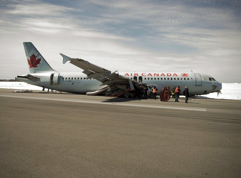 N.S. judge to rule on 2015 Air Canada crash landing class action settlement in June | iNFOnews.ca