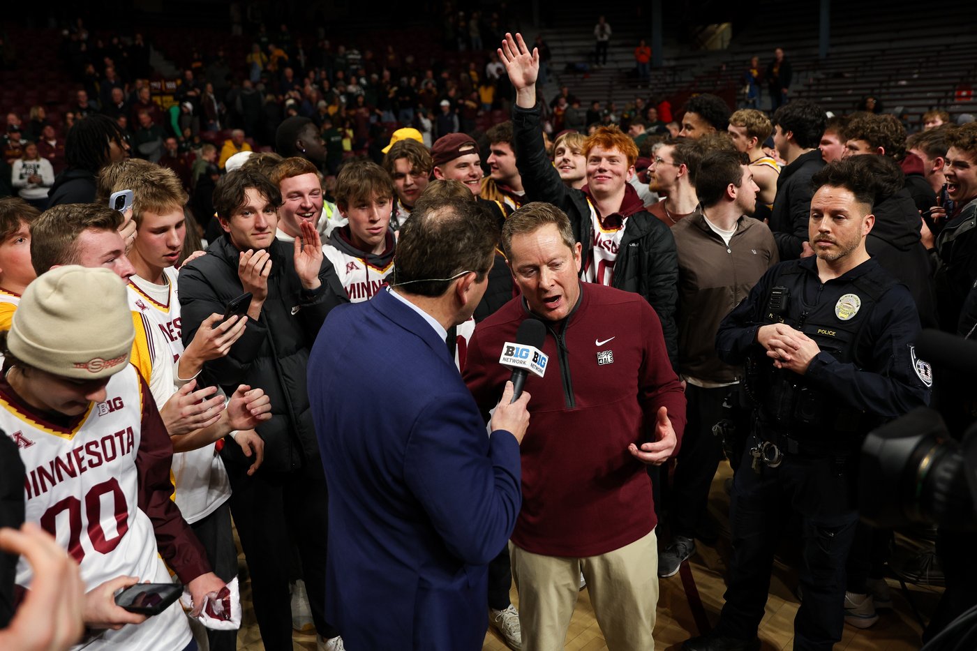 Gophers savor breakthrough game with upset of Spartans, as coach Niko Medved's impact begins to show | iNFOnews.ca Gophers savor breakthrough game with upset of Spartans, as coach Niko Medved's impact begins to show | iNFOnews.ca