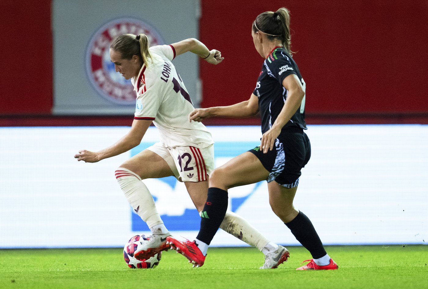 Man City stuns title holder Barcelona in Women's Champions League. Bayern's Harder downs Arsenal | iNFOnews.ca Man City stuns title holder Barcelona in Women's Champions League. Bayern's Harder downs Arsenal | iNFOnews.ca