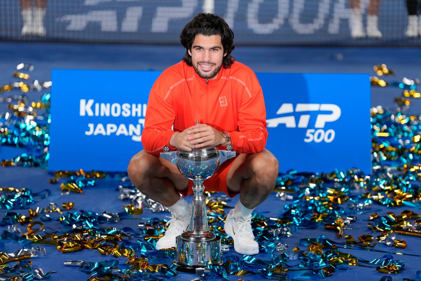 Tsitsipas advances to Shanghai Masters second round and Hurkacz lines up Djokovic | iNFOnews.ca Tsitsipas advances to Shanghai Masters second round and Hurkacz lines up Djokovic | iNFOnews.ca