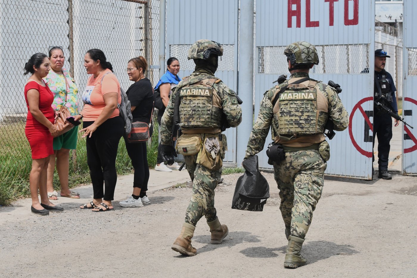 Prison riot in Mexico's violence-plagued Sinaloa state kills 10 and leaves 16 injured | iNFOnews.ca Prison riot in Mexico's violence-plagued Sinaloa state kills 10 and leaves 16 injured | iNFOnews.ca