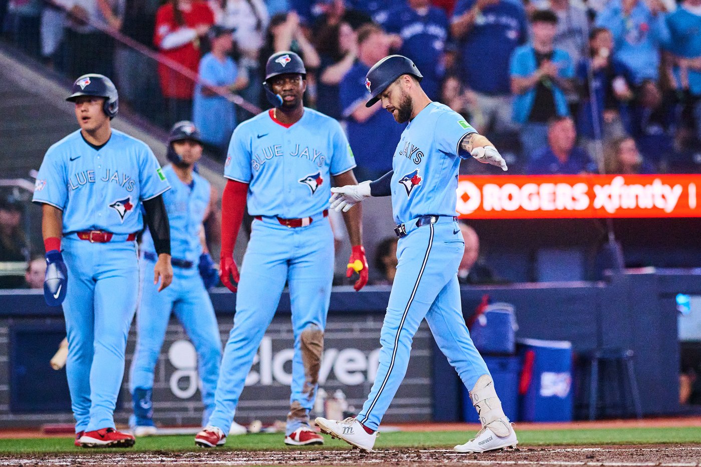 After baserunning gaffe a night earlier, Lukes hits three-run homer in Jays' 3-0 win | iNFOnews.ca After baserunning gaffe a night earlier, Lukes hits three-run homer in Jays' 3-0 win | iNFOnews.ca