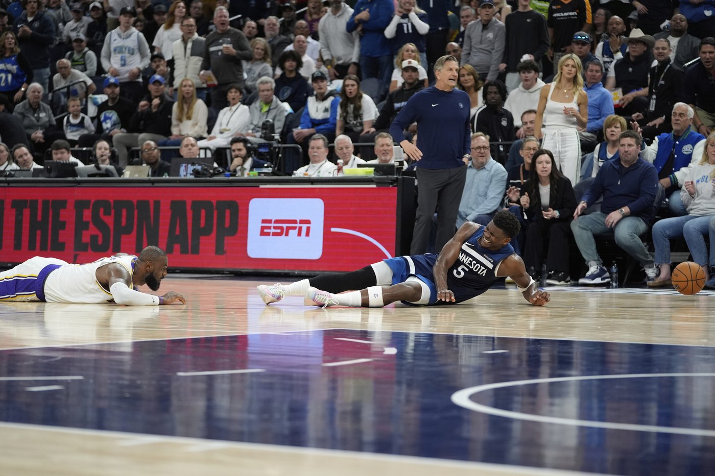 Anthony Edwards is 'just trying to be a pest' to LeBron James. The T-wolves won't back down from LA | iNFOnews.ca