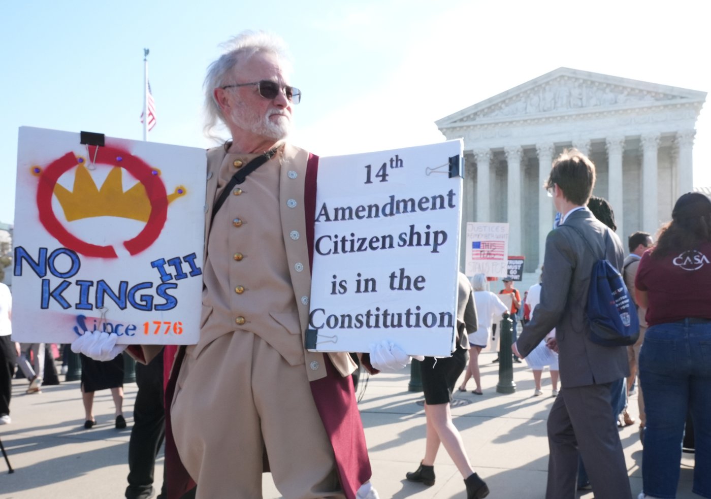 Trump goes to the Supreme Court as it hears arguments over his bid to limit birthright citizenship | iNFOnews.ca