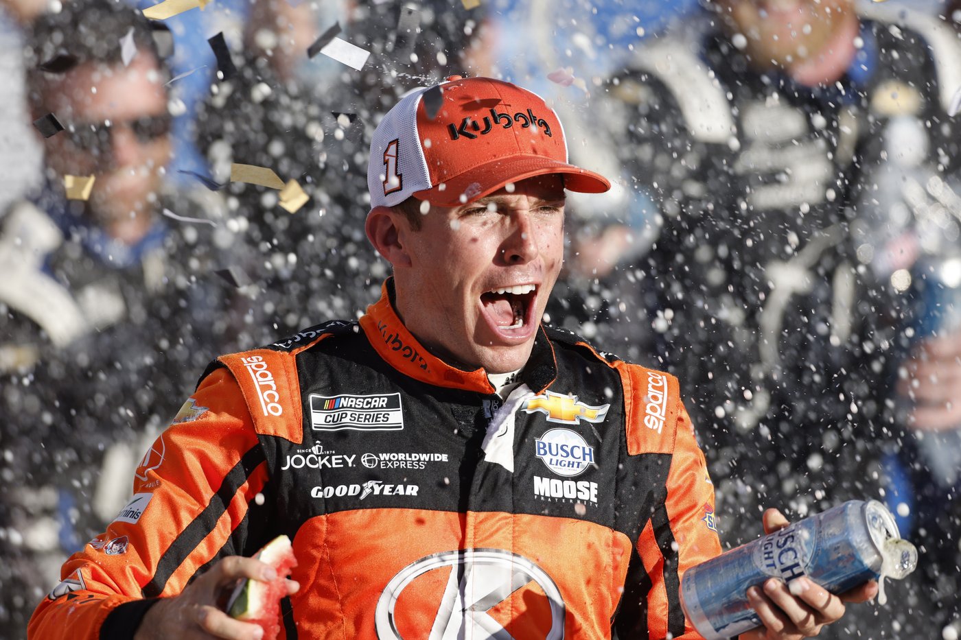 Chastain passes Truex on late restart to win NASCAR Cup Series race at Kansas Speedway | iNFOnews.ca Chastain passes Truex on late restart to win NASCAR Cup Series race at Kansas Speedway | iNFOnews.ca