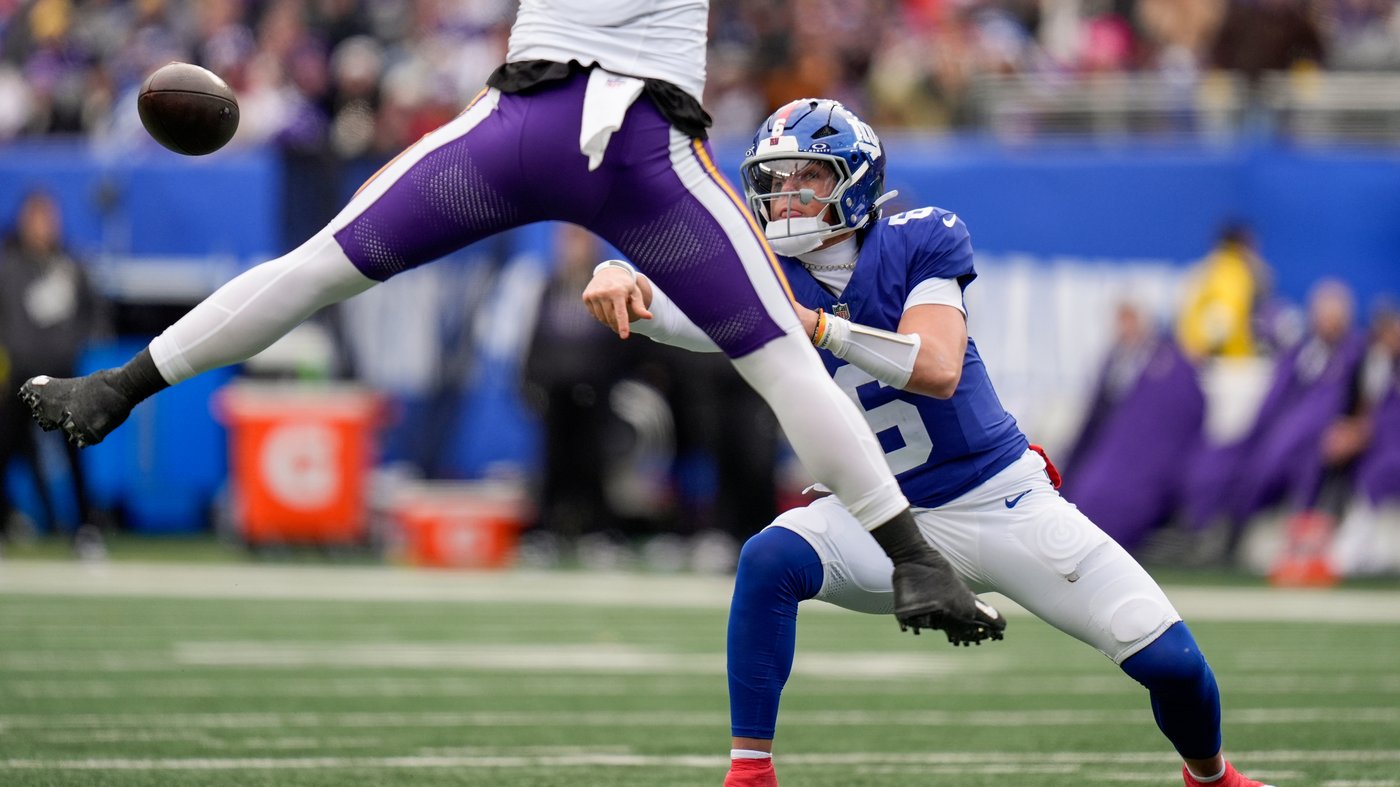 Top photos from Week 16 of the NFL season | iNFOnews.ca