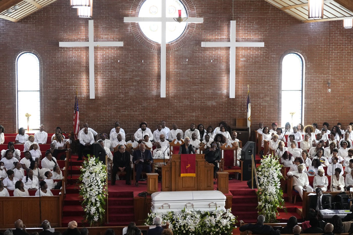 Cissy Houston mourned by Dionne Warwick, politicians and more at longtime church | iNFOnews.ca
