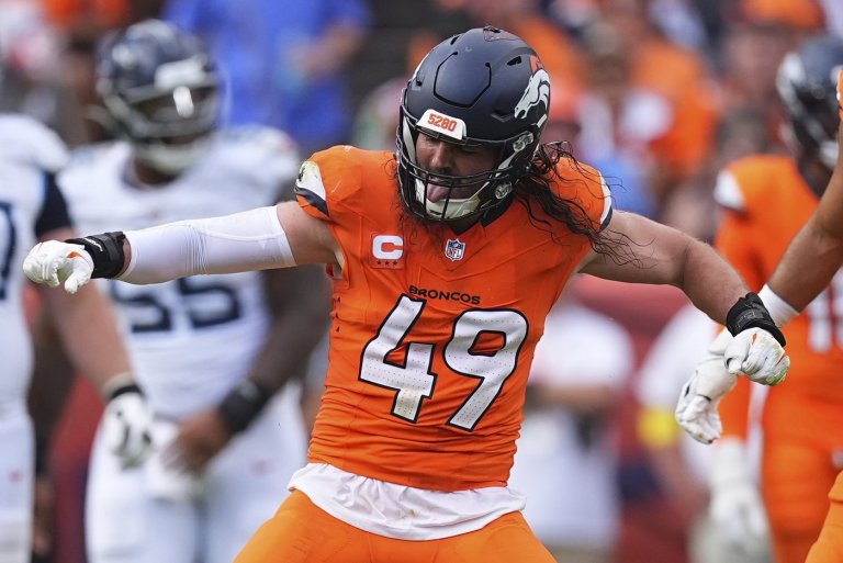Broncos spoil Cam Ward's debut with a 20-12 win over the Titans | iNFOnews.ca