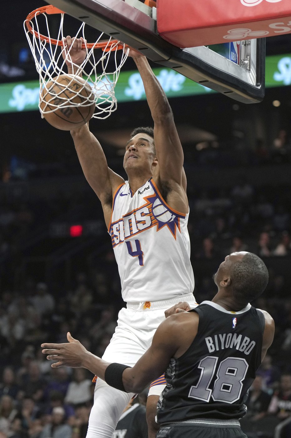 Ryan Dunn scores 26, Suns end 8-game losing streak with 117-98 win over Spurs in home finale | iNFOnews.ca Ryan Dunn scores 26, Suns end 8-game losing streak with 117-98 win over Spurs in home finale | iNFOnews.ca