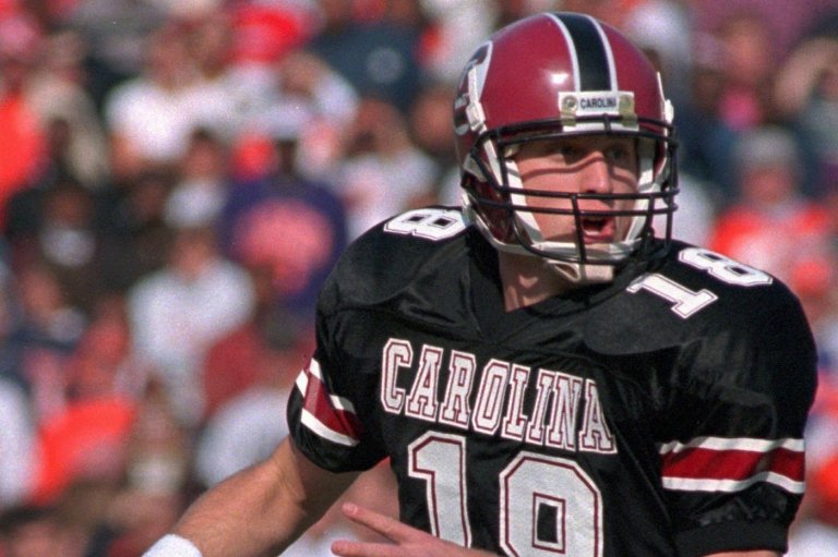 Former South Carolina standout quarterback Steve Taneyhill dies at 52 | iNFOnews.ca