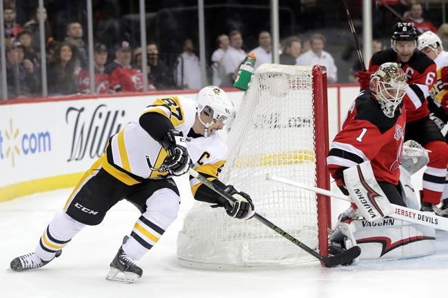 Penguins star Crosby skips practice with upper-body injury | iNFOnews.ca Penguins star Crosby skips practice with upper-body injury | iNFOnews.ca