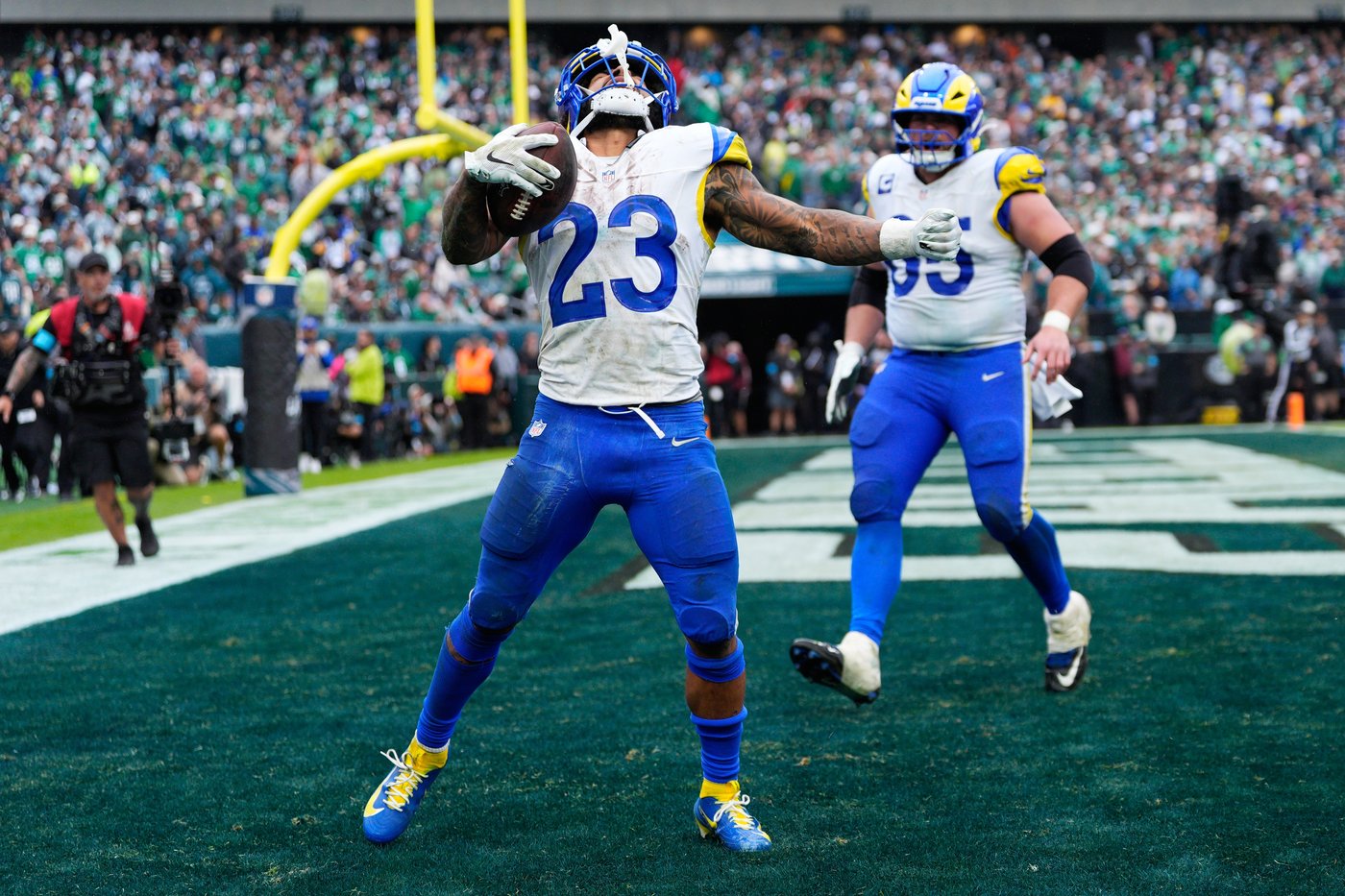 Rams rally behind Stafford, Williams from 10 points down in 4th quarter to beat Eagles 24-20 | iNFOnews.ca Rams rally behind Stafford, Williams from 10 points down in 4th quarter to beat Eagles 24-20 | iNFOnews.ca