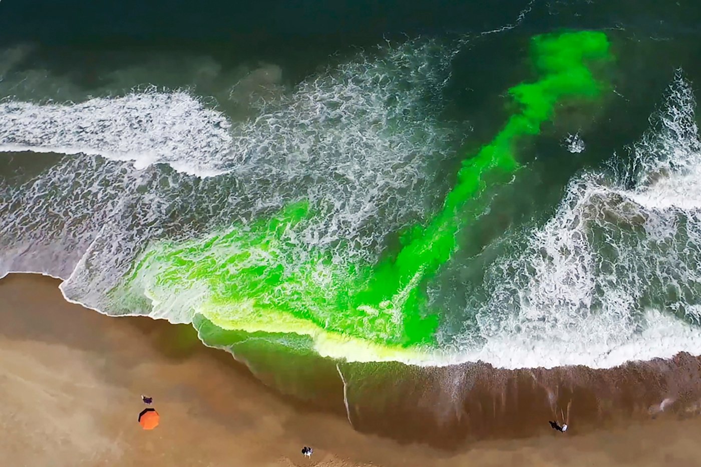 When a rip current sucks you out to sea, try not to panic | iNFOnews.ca When a rip current sucks you out to sea, try not to panic | iNFOnews.ca