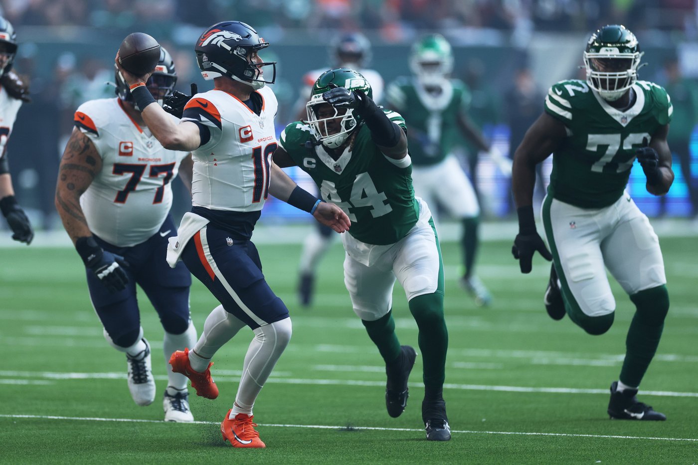 NY Jets get their first takeaway of the season on Broncos' first drive in London | iNFOnews.ca
