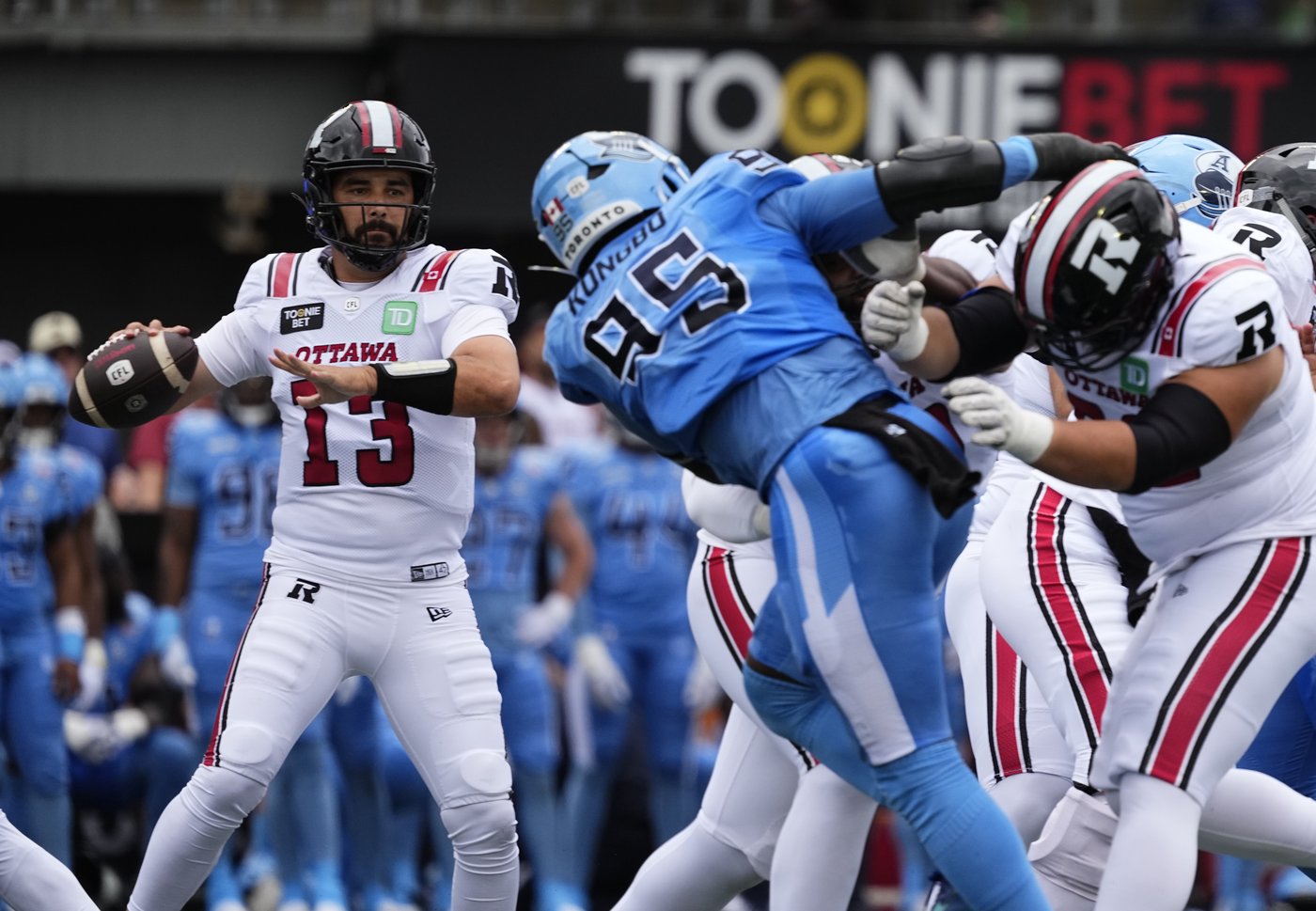 Chad Kelly throws four TDs — and four interceptions — in Argos' win over Redblacks | iNFOnews.ca