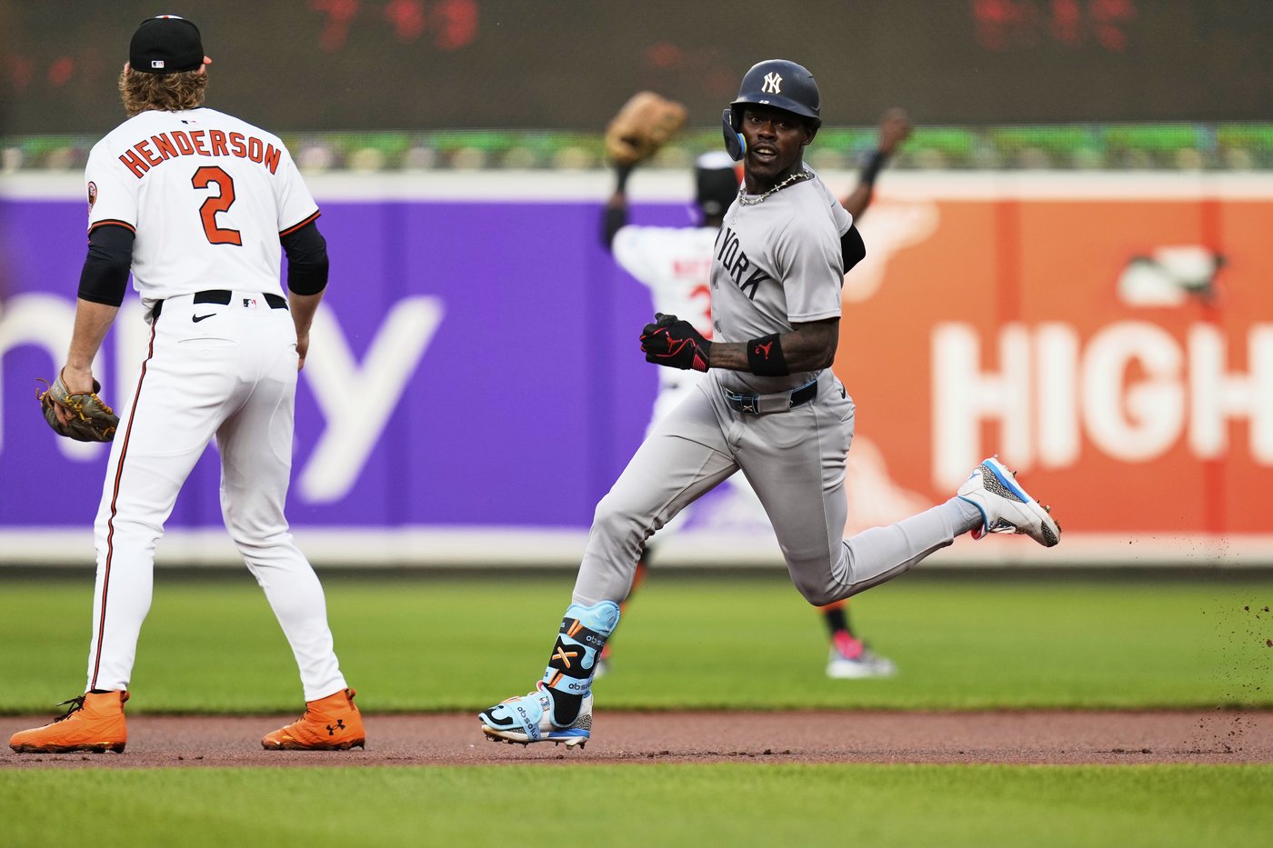 Designated hitter Giancarlo Stanton among banged-up Yankees players making strides toward a return | iNFOnews.ca