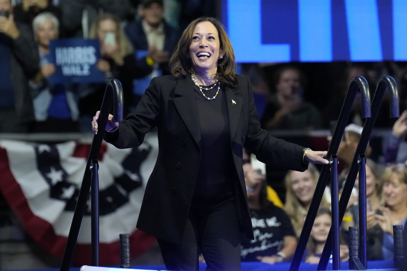 Harris and Trump say America tanks if they lose. So why the exuberance at their rallies? | iNFOnews.ca