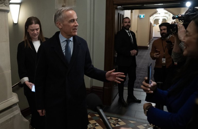 Carney says Air Canada CEO's English-only condolences lacked compassion | iNFOnews.ca