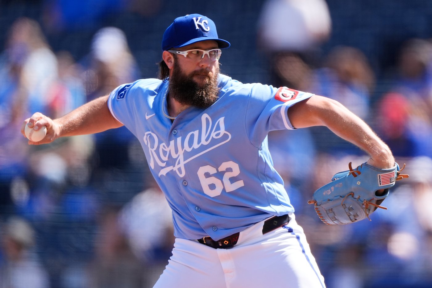 White Sox clinch a playoff spot with a 9-1 rout of the Royals after back-to-back 100-loss seasons | iNFOnews.ca White Sox clinch a playoff spot with a 9-1 rout of the Royals after back-to-back 100-loss seasons | iNFOnews.ca