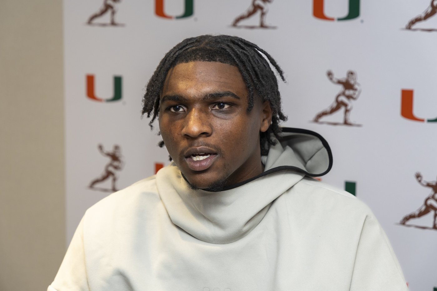 Miami's Cam Ward sets NCAA's Division I record with 156th career touchdown pass | iNFOnews.ca Miami's Cam Ward sets NCAA's Division I record with 156th career touchdown pass | iNFOnews.ca