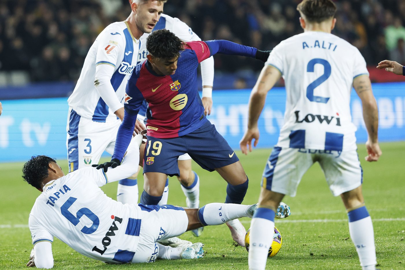 Barcelona forward Lamine Yamal out for up to a month because of ankle injury | iNFOnews.ca