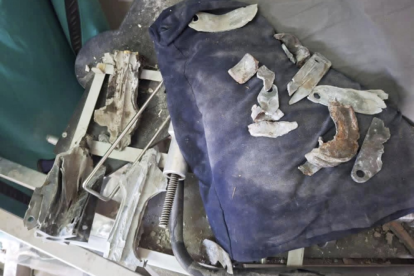 Takeaways from AP reporting on Israeli strike on Gaza hospital that killed journalists and medics | iNFOnews.ca