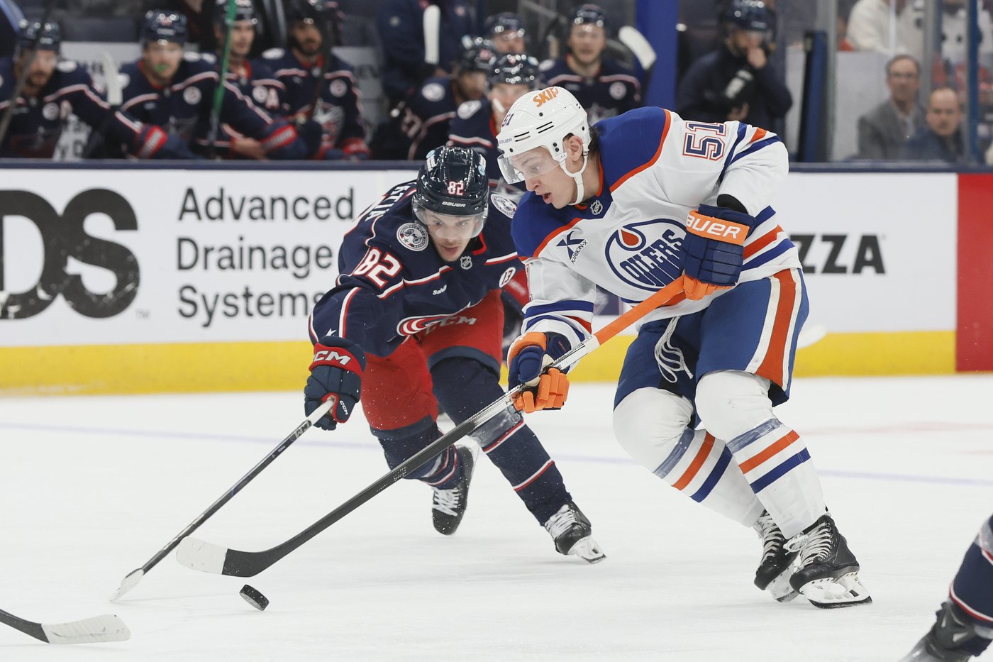 Blue Jackets squash Oilers 6-1, McDavid leaves game with injury | iNFOnews.ca Blue Jackets squash Oilers 6-1, McDavid leaves game with injury | iNFOnews.ca