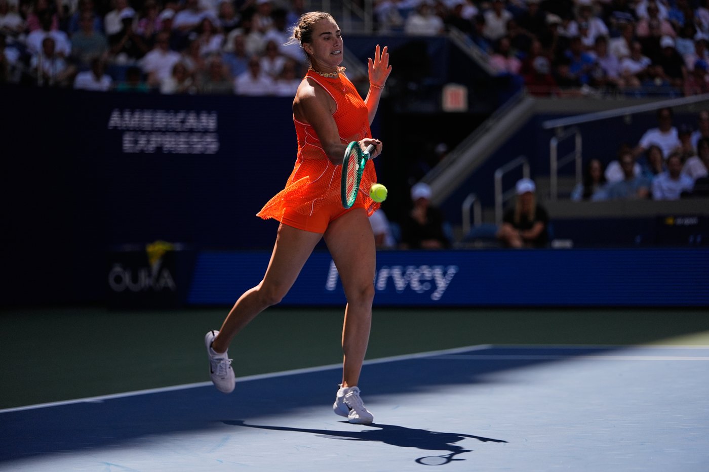 Noskova forced to serve from out of the shadows after roof adjustment delay in US Open match | iNFOnews.ca Noskova forced to serve from out of the shadows after roof adjustment delay in US Open match | iNFOnews.ca